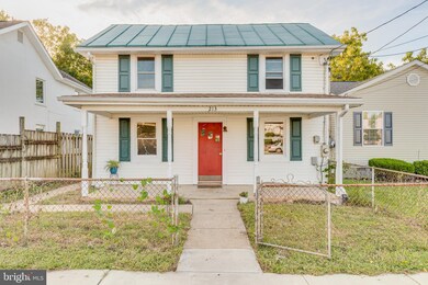 213 N Fairfax Blvd, Ranson, WV 25438 - photo 2