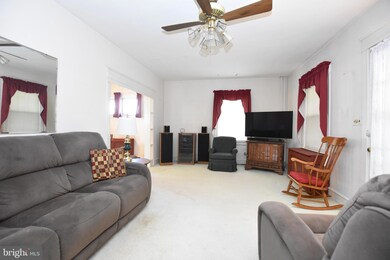 43 S Dupont Rd, Wilmington, DE 19804 - photo 3