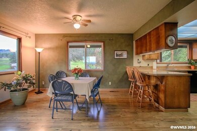 16260 SW Sunrise Ln, McMinnville, OR 97128 - photo 7