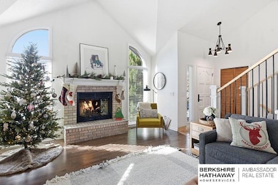 523 S 158th St, Omaha, NE 68118 - photo 2