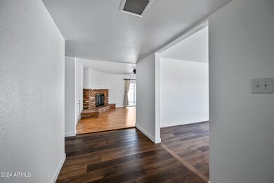 530 E Fairmont Dr, Tempe, AZ 85282 - photo 3