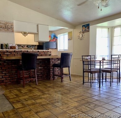 1000 Devonwood Ave, Duncan, OK 73533 - photo 3