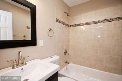 3724 Flowerton Rd, Baltimore, MD 21229 - photo 6