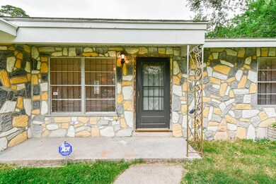 7337 Caddo Rd, Houston, TX 77016 - photo 5