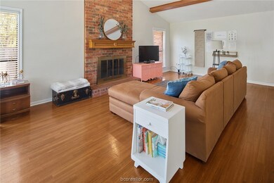 1705 Laura Ln unit CS, College Station, TX 77840 - photo 7