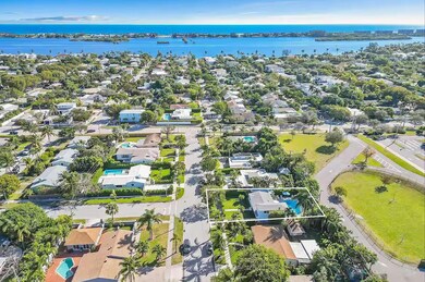 322 Maddock St, West Palm Beach, FL 33405 - photo 2