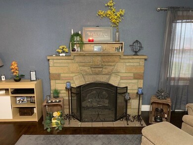 325 E Haskell St, Loudonville, OH 44842 - photo 3