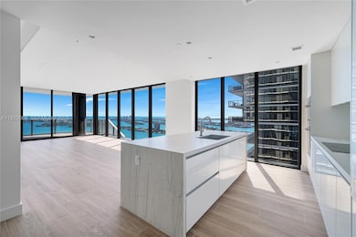 Aria Reserve - Aria Reserve Miami unit 4807, Miami, FL 33137 - photo 2