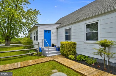 957 Arundel Ave, Edgewater, MD 21037 - photo 2