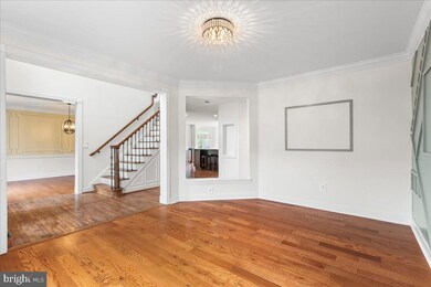 3629 Stonewall Manor Dr, Triangle, VA 22172 - photo 4