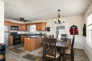 328 Village Dr, Frankfort, KY 40601 - photo 5