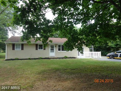 10610 Winchester Ave, Bunker Hill, WV 25413 - photo 3