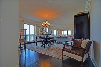 Dining to Living Areas