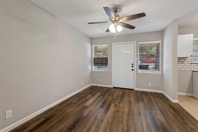 819 W Monterey St unit A, Denison, TX 75020 - photo 3