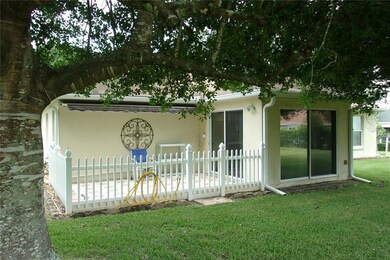 BBQ Patio w/retractable awning