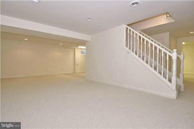 12613 Blue Mountain Ct, North Potomac, MD 20878 - photo 7