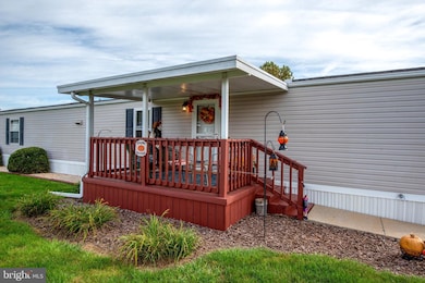 114 Pheasant Ridge Cir, Lancaster, PA 17603 - photo 3