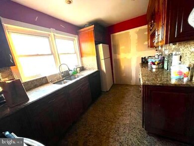 2215 Apache St, Hyattsville, MD 20783 - photo 6