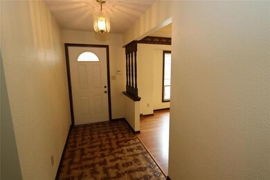 403 N Adams St, Raymore, MO 64083 - photo 3