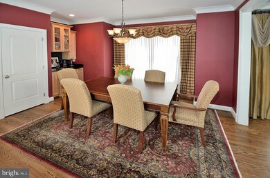 6907 Willow St, Falls Church, VA 22046 - photo 5