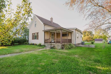 208 Washington St, Dunreith, IN 47337 - photo 2