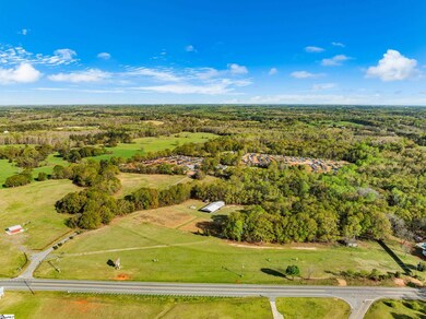 110 Smith Motors Rd, Belton, SC 29627 - photo 3