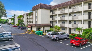 6080 NW 44th St unit 408, Lauderhill, FL 33319 - photo 4