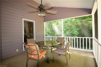 2926 Shaw St, Asheboro, NC 27205 - photo 5