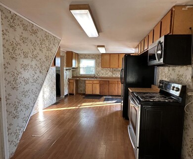 10815 Lower Huntington Rd, Roanoke, IN 46783 - photo 5