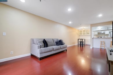 1132 Carpentier St unit 210, San Leandro, CA 94577 - photo 6