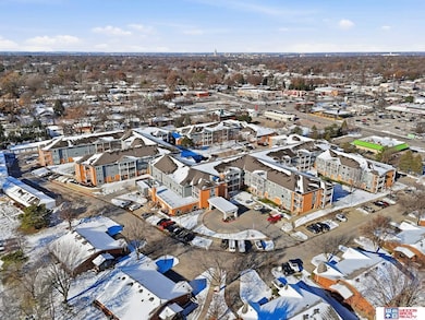 3001 S 51st Street Ct unit 412, Lincoln, NE 68506 - photo 2