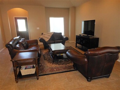 614 Crackle Grove Dr, Laredo, TX 78045 - photo 4