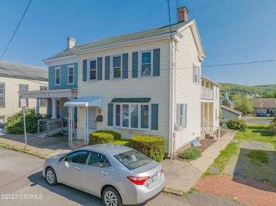 213 E Mahoning St, Danville, PA 17821 - photo 3