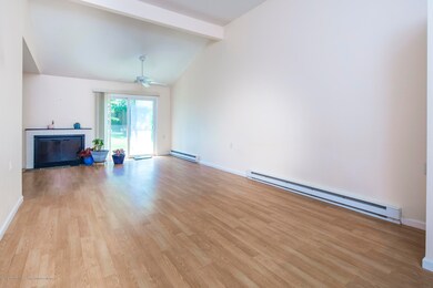 05_Living Room-4