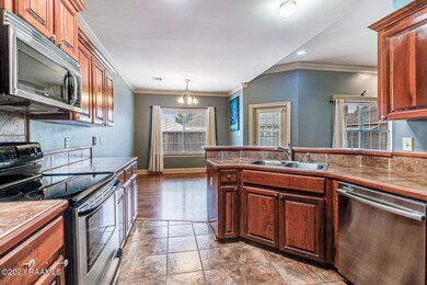 305 Bridgeport Lane-4