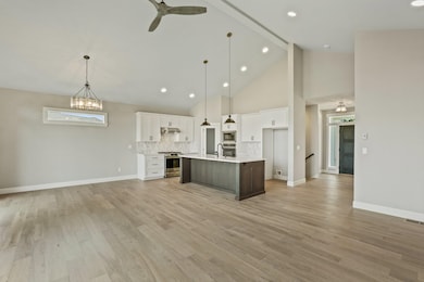 5212 S Scout St, Spokane, WA 99223 - photo 4