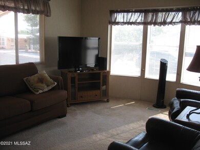 5342 Circle Z Living Room 2021