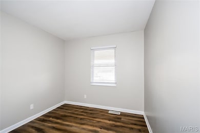 1273 Green Falls Dr, Fenton, MO 63026 - photo 6