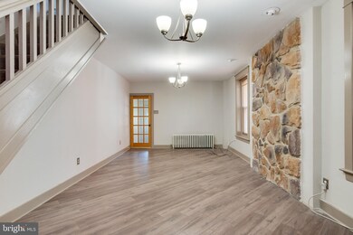 429 Fairview St, Reading, PA 19605 - photo 4