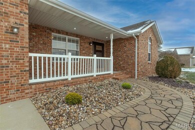 9397 Regency Ln, Breese, IL 62230 - photo 3