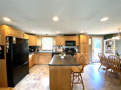 122 Elm St, Lancaster, NH 03584 - photo 7