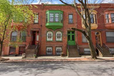 82 Chestnut St, Albany, NY 12210 - photo 3