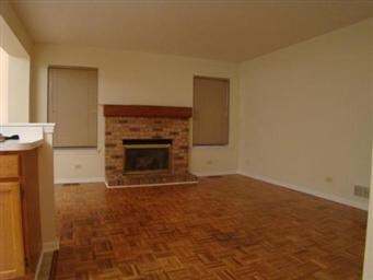 933 Cortney Dr unit 2, Carpentersville, IL 60110 - photo 6