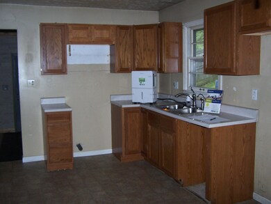 10287 State Route 664 N, Logan, OH 43138 - photo 2