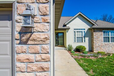 195 Neals Trail, Reeds Spring, MO 65737 - photo 2