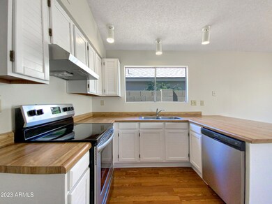 5226 W Jupiter Way N, Chandler, AZ 85226 - photo 6