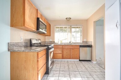 14430 Manzanita Rd, Victorville, CA 92395 - photo 4