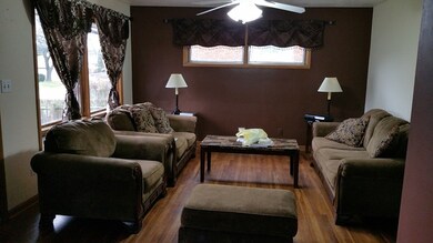 22 Whidden Ave, Waukegan, IL 60085 - photo 4