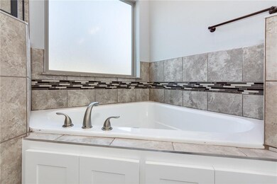 50 Overton Dr, Bella Vista, AR 72714 - photo 7