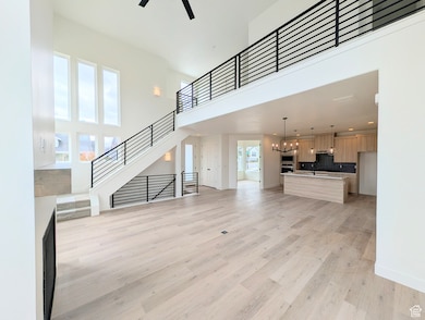 6904 W Lake Ave unit 213, South Jordan, UT 84009 - photo 3